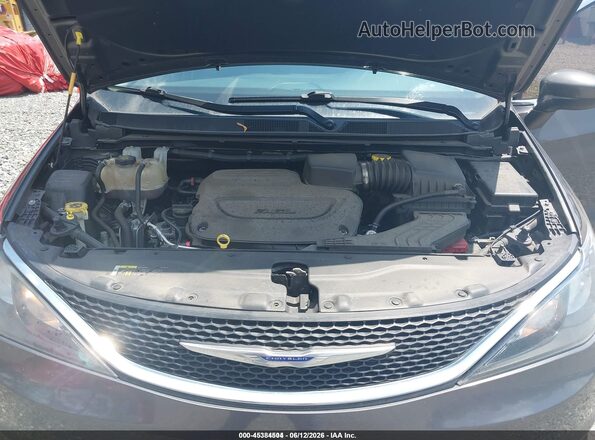 2C4RC1CG8LR237617 2020 CHRYSLER VOYAGER Gray Rear view