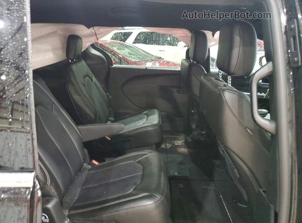 2C4RC1CG8SR538161 2025 CHRYSLER VOYAGER Black Вид задньої частини салону