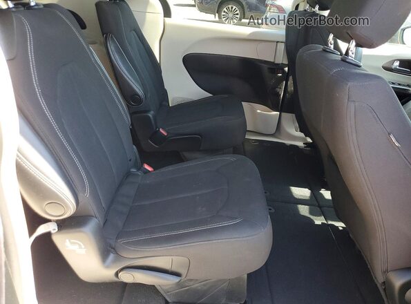 2C4RC1CG9PR547765 2023 CHRYSLER VOYAGER Charcoal Vista interior trasera