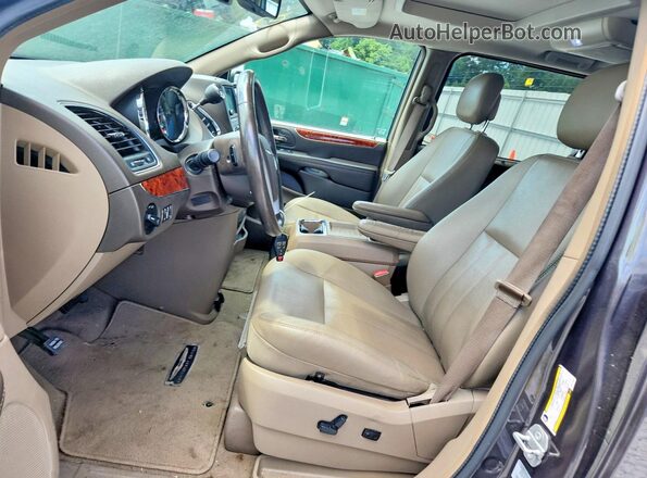 2C4RC1CGXGR112205 2016 CHRYSLER TOWN Gray Սալոնի դիմացի տեսք