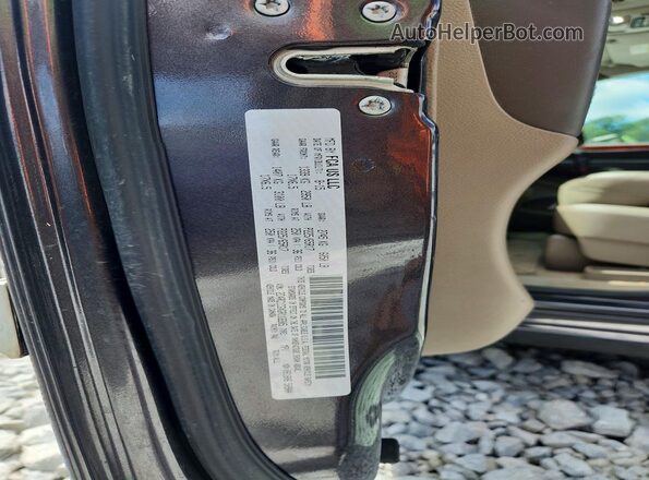 2C4RC1CGXGR112205 2016 CHRYSLER TOWN Gray VIN կոդի պիտակի տեսք