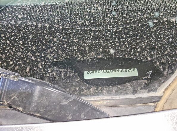 2C4RC1CGXMR580298 2021 CHRYSLER VOYAGER Silver Vista de la etiqueta del VIN