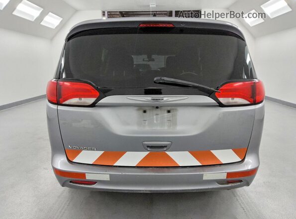 2C4RC1CGXMR580298 2021 CHRYSLER VOYAGER Silver Vista trasera
