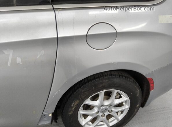 2C4RC1CGXMR580298 2021 CHRYSLER VOYAGER Silver 