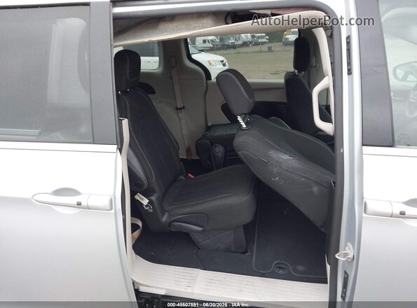 2C4RC1CGXNR215766 2022 CHRYSLER VOYAGER Silver VIN კოდის სტიკერის ხედი