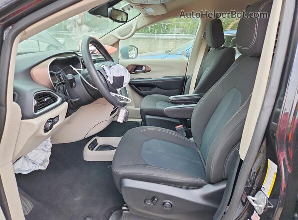 2C4RC1CGXPR524771 2023 CHRYSLER VOYAGER Gray Սալոնի դիմացի տեսք