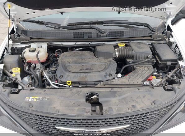 2C4RC1CGXSR611501 2025 CHRYSLER VOYAGER White Вид ззаду