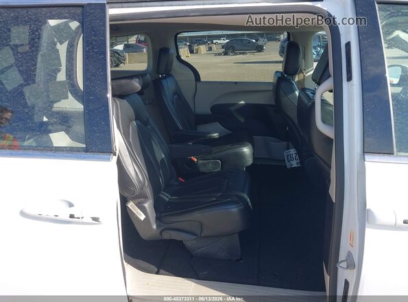 2C4RC1DG0LR176262 2020 CHRYSLER VOYAGER White VIN კოდის სტიკერის ხედი