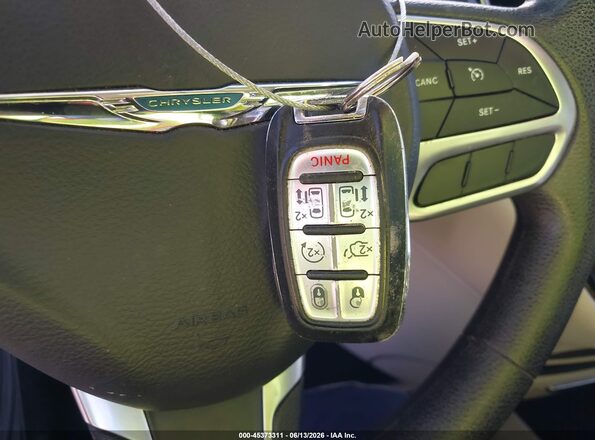 2C4RC1DG0LR176262 2020 CHRYSLER VOYAGER White წინა პანელის ხედი