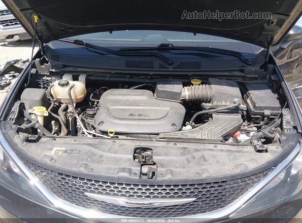 2C4RC1DG0MR545641 2021 CHRYSLER VOYAGER Gray Widok z tyłu