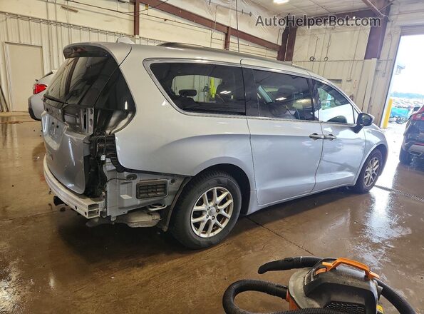 2C4RC1DG1LR163889 2020 CHRYSLER VOYAGER Silver Tył prawy