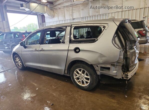 2C4RC1DG1LR163889 2020 CHRYSLER VOYAGER Silver Tył lewy