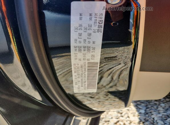 2C4RC1DG1LR181888 2020 CHRYSLER VOYAGER Black Widok naklejki z numerem VIN