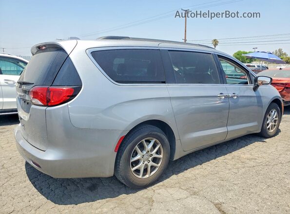 2C4RC1DG2LR257330 2020 CHRYSLER VOYAGER Silver 