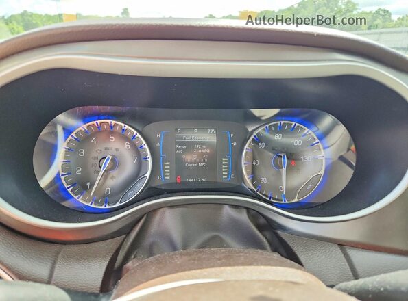 2C4RC1DG3HR526300 2017 CHRYSLER PACIFICA Charcoal ხელსაწყოთა პანელის ხედი