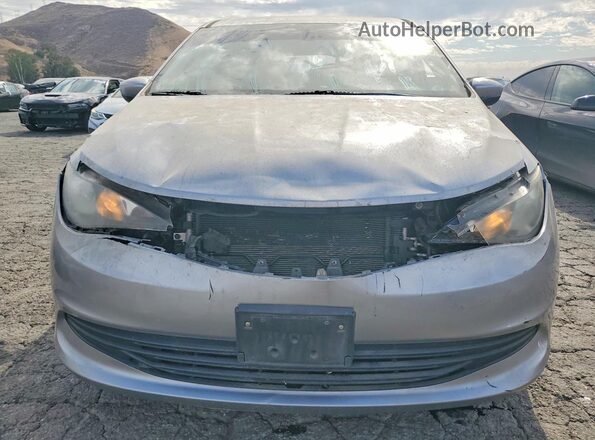 2C4RC1DG3HR711933 2017 CHRYSLER PACIFICA Серебряный Вид спереди