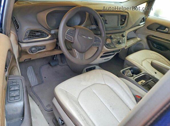 2C4RC1DG3LR192116 2020 CHRYSLER VOYAGER Blue წინა პანელის ხედი