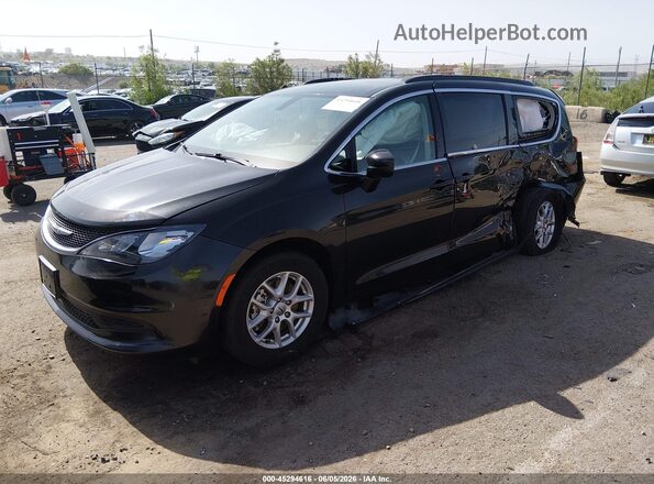 2C4RC1DG3MR547805 2021 CHRYSLER VOYAGER Black Przód lewy