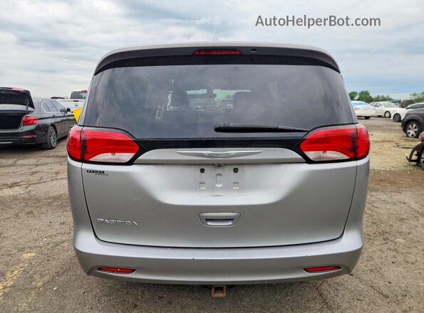 2C4RC1DG4HR610304 2017 CHRYSLER PACIFICA Gray Widok z tyłu