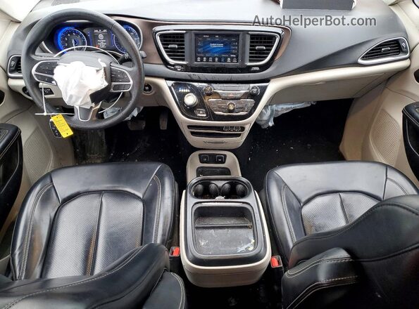 2C4RC1DG4MR506700 2021 CHRYSLER VOYAGER Бордовый Вид панели приборов