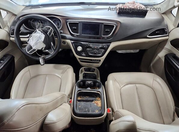 2C4RC1DG4MR516966 2021 CHRYSLER VOYAGER Серый Вид панели приборов