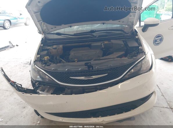 2C4RC1DG4MR531984 2021 CHRYSLER VOYAGER White Հետևի տեսք