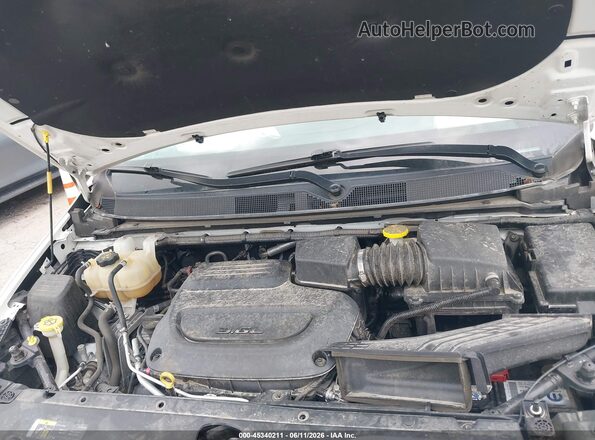 2C4RC1DG4MR533671 2021 CHRYSLER VOYAGER White უკანა ხედი