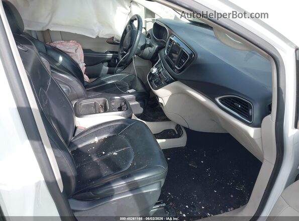 2C4RC1DG5LR163362 2020 CHRYSLER VOYAGER White 