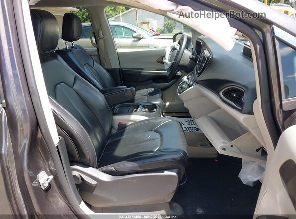 2C4RC1DG6LR182051 2020 CHRYSLER VOYAGER Серый Вид салона спереди