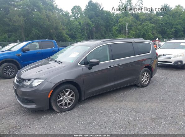 2C4RC1DG6MR534627 2021 CHRYSLER VOYAGER Gray Vista tres cuartos delantera izquierda