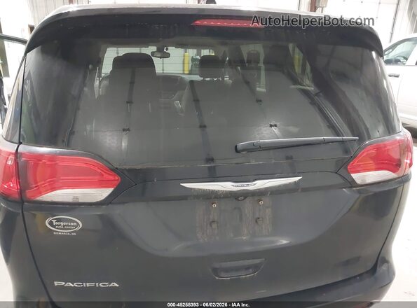 2C4RC1DG7HR502338 2017 CHRYSLER PACIFICA Black 
