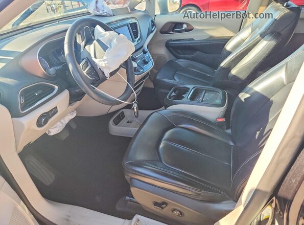 2C4RC1DG7LR286130 2020 CHRYSLER VOYAGER Black Vista interior delantera