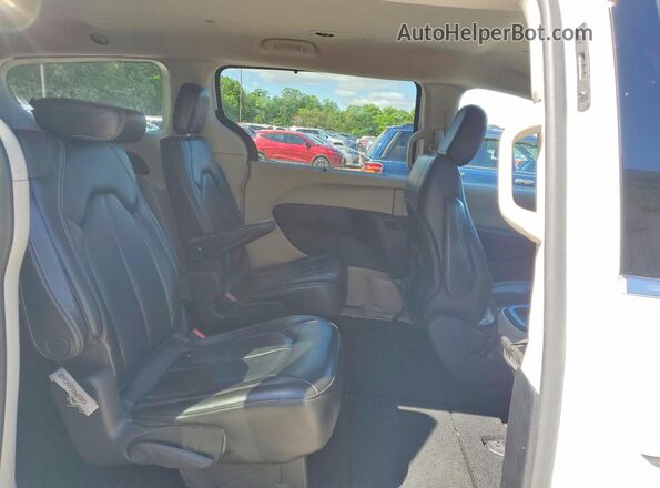 2C4RC1DG7MR532112 2021 CHRYSLER VOYAGER White Vista interior trasera