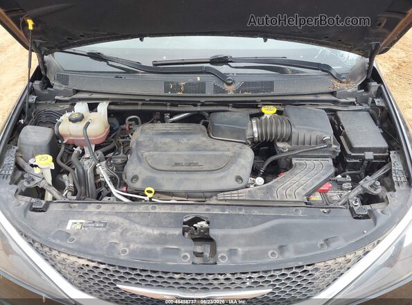 2C4RC1DG7MR551937 2021 CHRYSLER VOYAGER Black უკანა ხედი