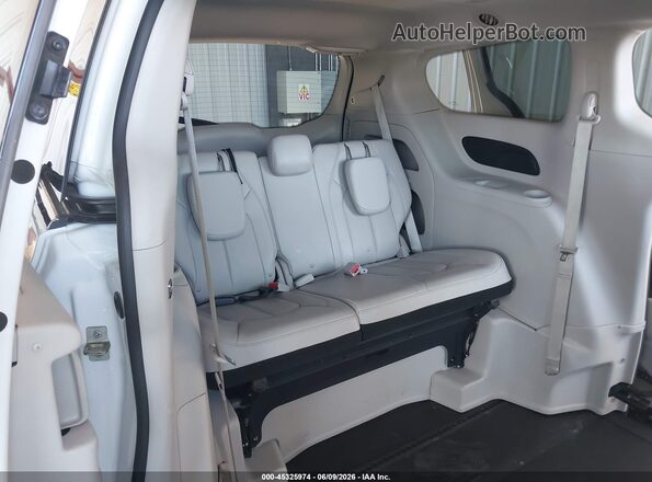 2C4RC1DG7MR564932 2021 CHRYSLER VOYAGER White 