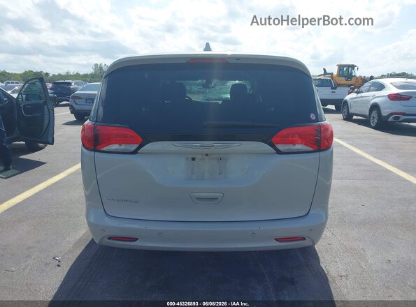 2C4RC1DG8HR565674 2017 CHRYSLER PACIFICA Cream 