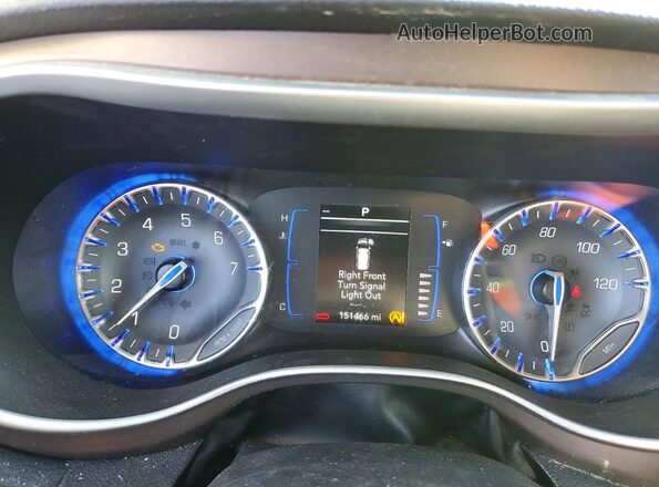 2C4RC1DG9LR176566 2020 CHRYSLER VOYAGER Gray Instrument cluster view
