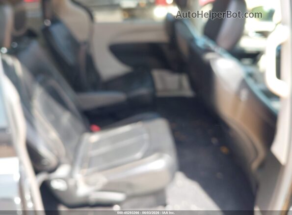 2C4RC1DG9LR268292 2020 CHRYSLER VOYAGER Black Vista de la etiqueta del VIN