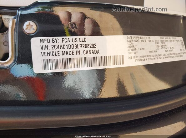 2C4RC1DG9LR268292 2020 CHRYSLER VOYAGER Black Vista del compartimento del motor
