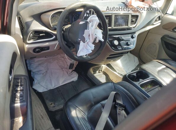 2C4RC1DGXLR148260 2020 CHRYSLER VOYAGER Темно-бордовый Вид панели приборов