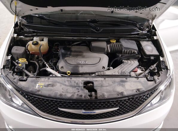 2C4RC1EG0JR154774 2018 CHRYSLER PACIFICA White 