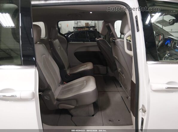 2C4RC1EG0JR154774 2018 CHRYSLER PACIFICA White 