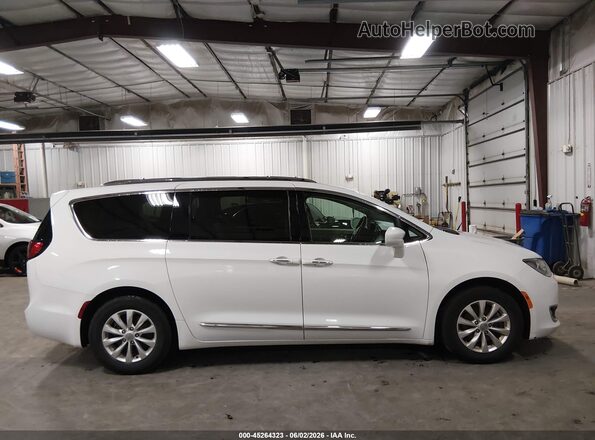 2C4RC1EG0JR154774 2018 CHRYSLER PACIFICA White 