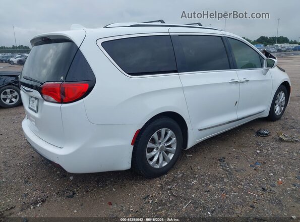 2C4RC1EG0JR315642 2018 CHRYSLER PACIFICA White Tył prawy