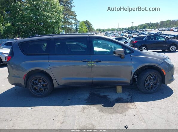 2C4RC1EG0KR629969 2019 CHRYSLER PACIFICA Gray Սալոնի հետևի տեսք