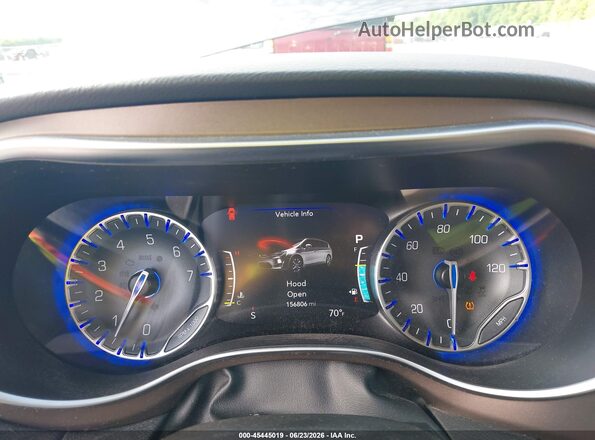 2C4RC1EG1HR577311 2017 CHRYSLER PACIFICA Gray Widok tylnych siedzeń