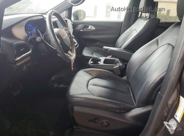 2C4RC1EG1JR293702 2018 CHRYSLER PACIFICA Gray წინა სალონის ხედი