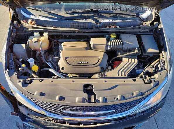 2C4RC1EG2HR634633 2017 CHRYSLER PACIFICA Black Շարժիչի բաժամունքի տեսք