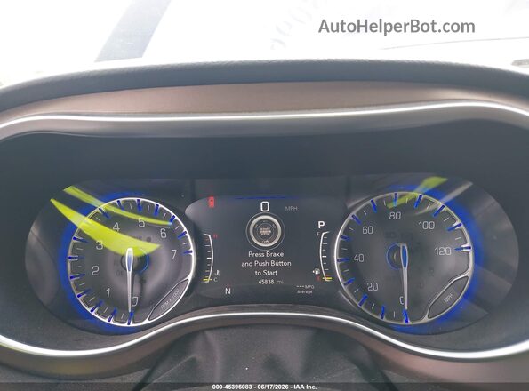 2C4RC1EG2JR175299 2018 CHRYSLER PACIFICA Blue Вид задніх сидінь