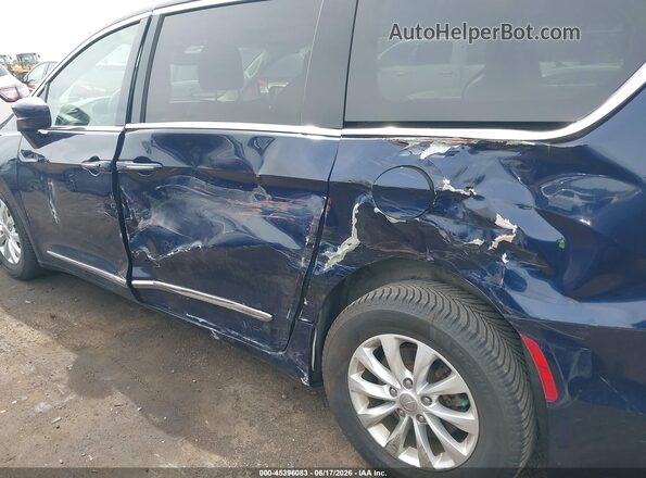 2C4RC1EG2JR175299 2018 CHRYSLER PACIFICA Blue Вид спереду